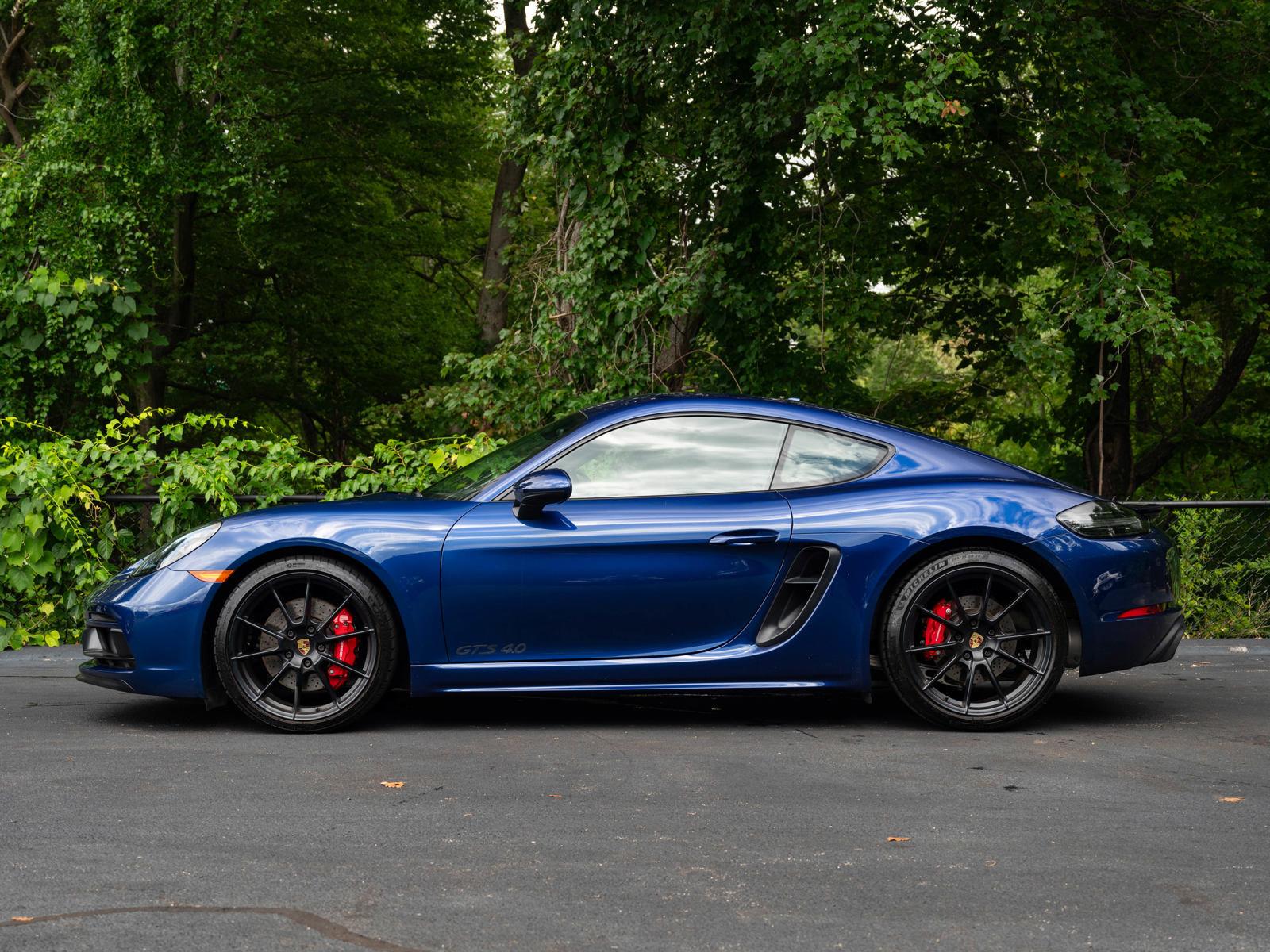 The Porsche 718 in Aquabluemetallic