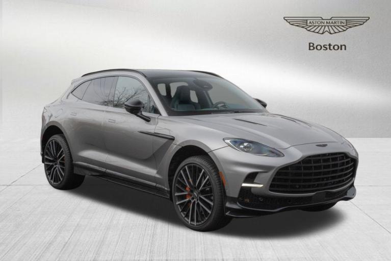 2025 Aston Martin DBX 707's photo