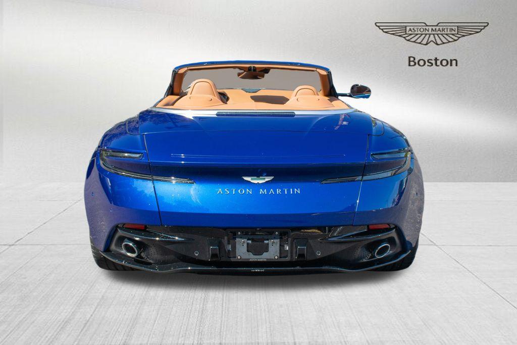 2025 Aston Martin DB12 Base - Photo 10