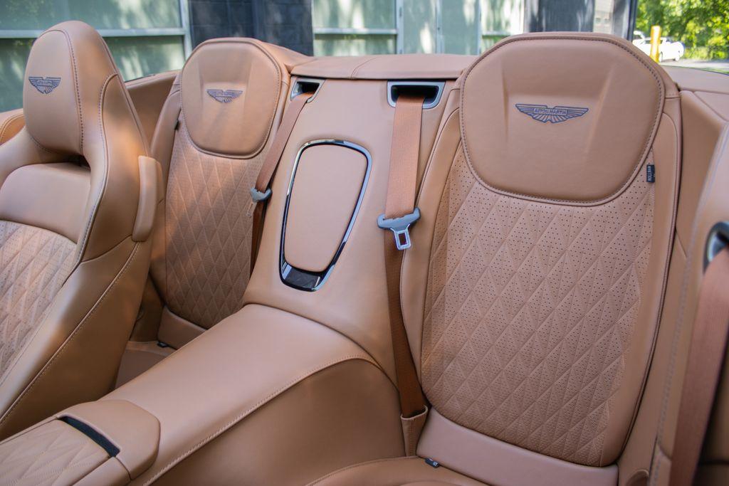 2025 Aston Martin DB12 Base - Photo 20