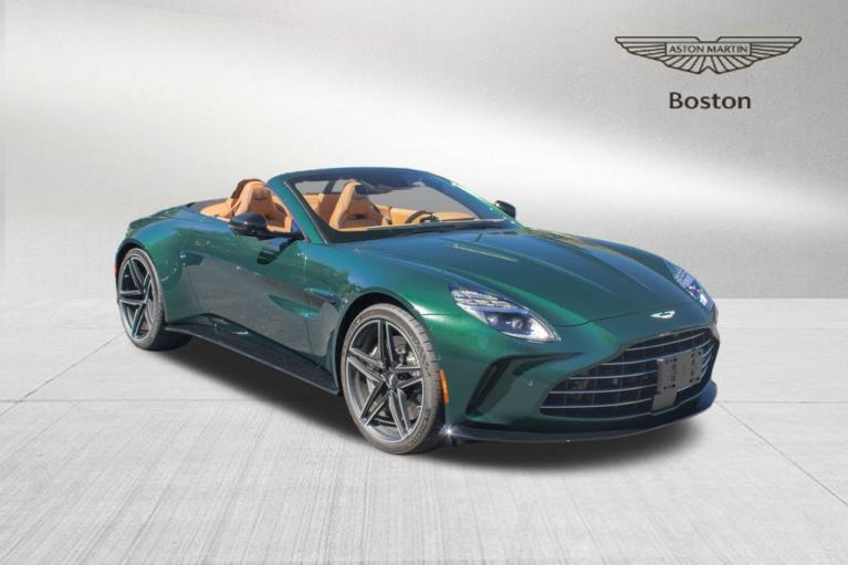 2026 Aston Martin Vantage Base's photo