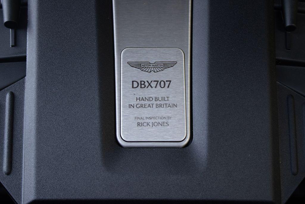 2026 Aston Martin DBX 707 - Photo 20