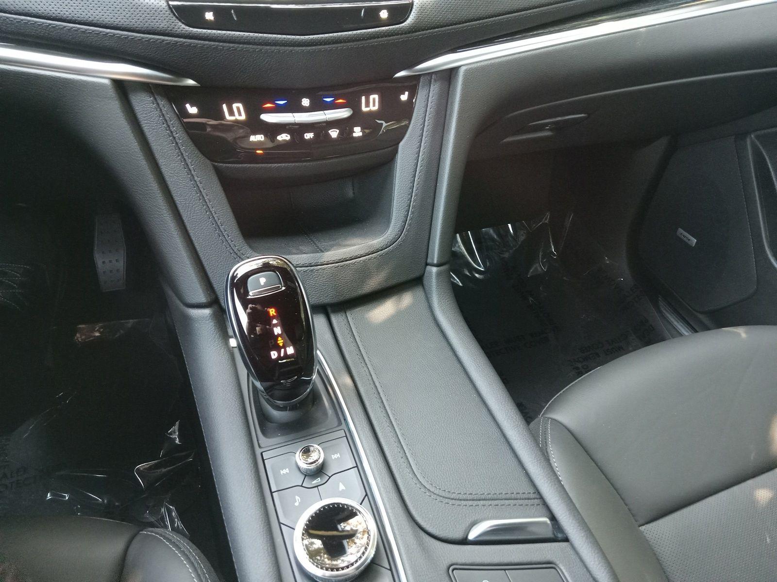 2026 Cadillac XT5 Premium Luxury - Photo 17