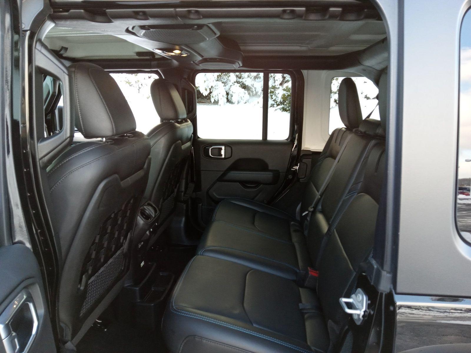 2022 Jeep Wrangler Unlimited Rubicon 4XE - Photo 23