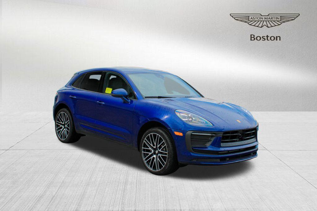 2025 Porsche Macan