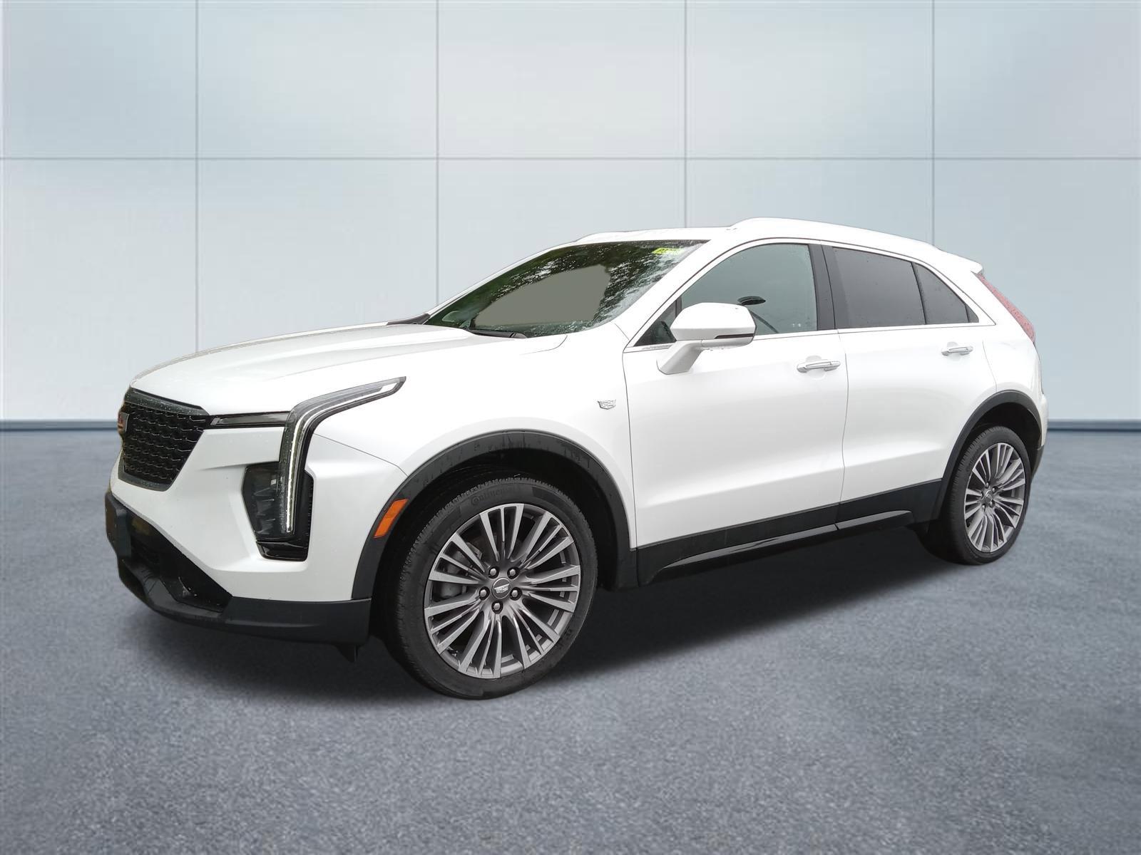 2024 Cadillac XT4 Premium Luxury